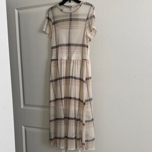Plaid Short Sleeve Maxi Dress